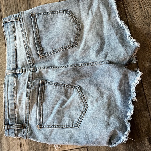 NWOT sequin fringe denim shorts - Picture 4 of 4